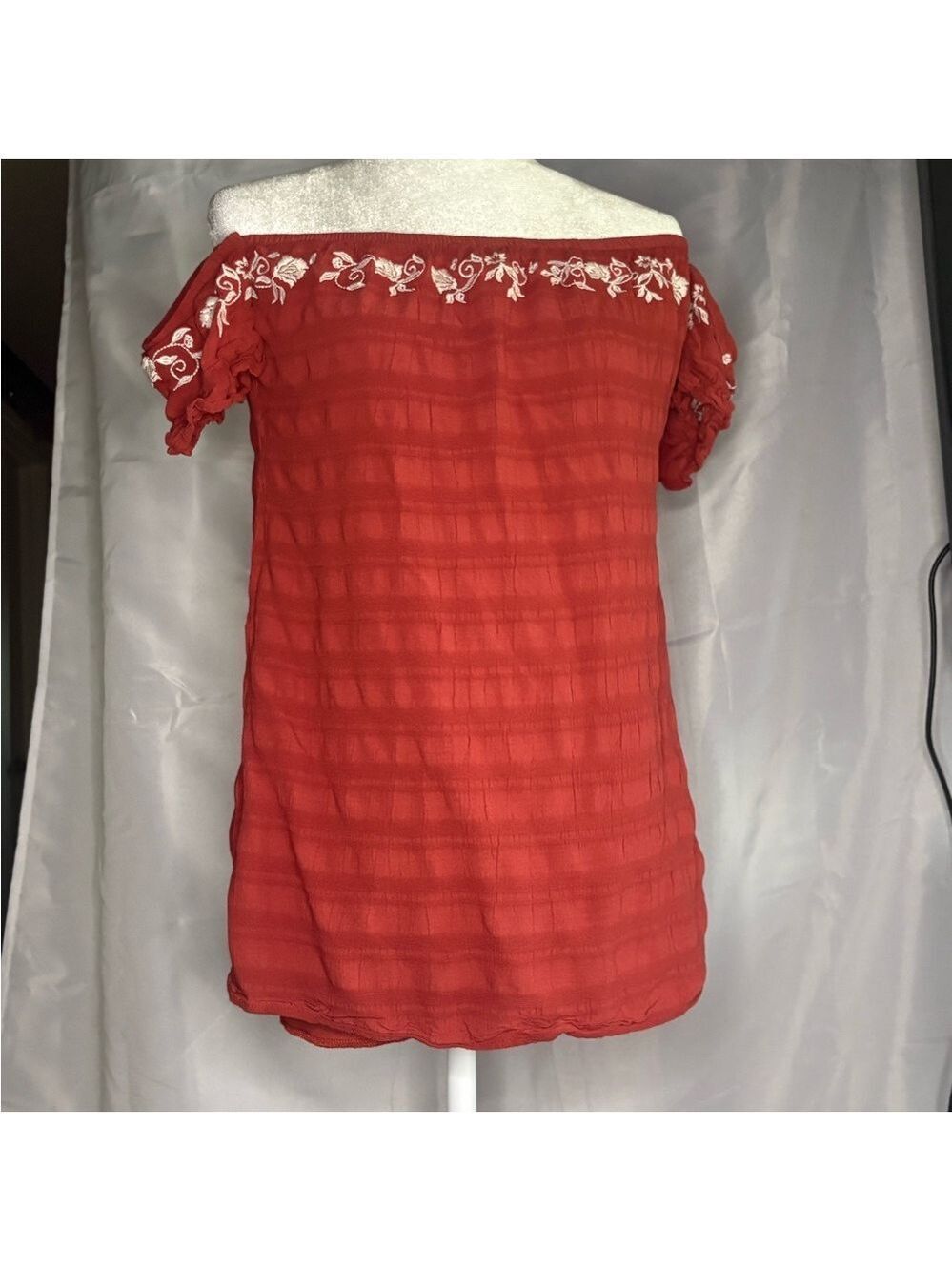 Source Unknown Red Off-Shoulder Blouse